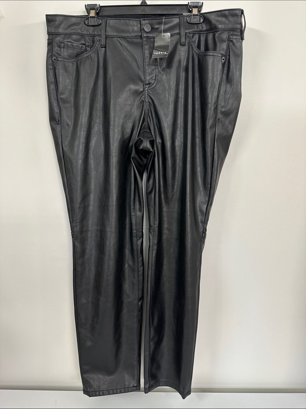 NWT Torrid Faux Leather Pants Black Perfect Skinny High Rise Women’s Sz 18 Tall - Picture 2 of 9